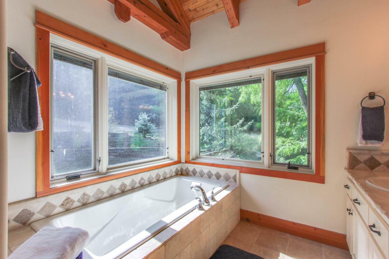 Bottle Bay Lakefront Lodge Sandpoint Zewnętrze zdjęcie